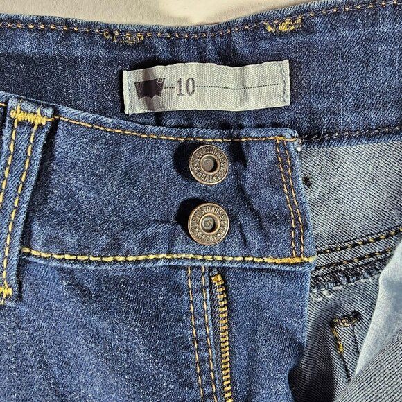 Levi's Denim Capri Jeans Women's Size 10 Stretch Dark Wash Button Pocket 28x19" - Picture 3 of 10